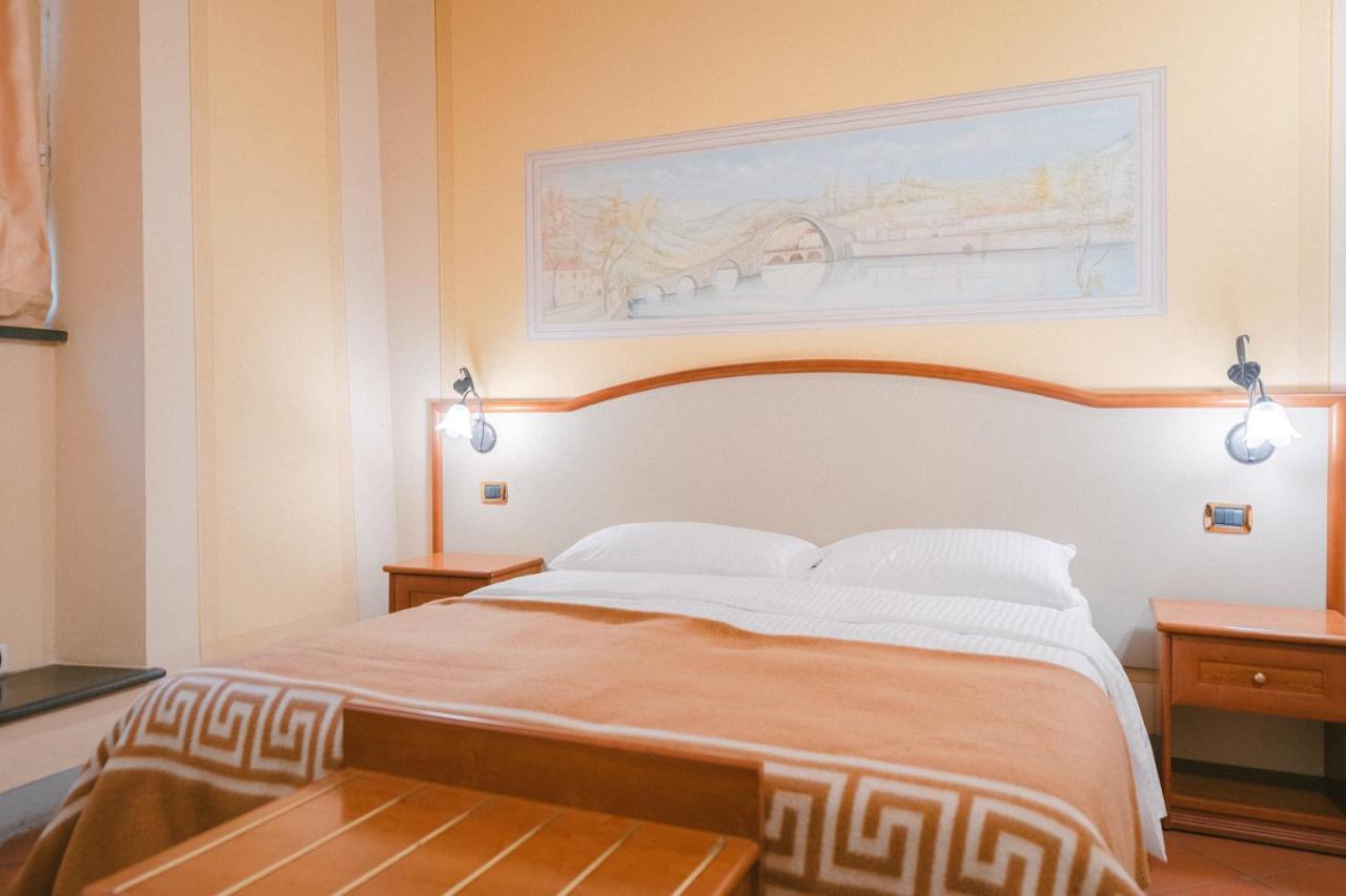 Bnb Dimora Dei Guelfi ルッカ エクステリア 写真
